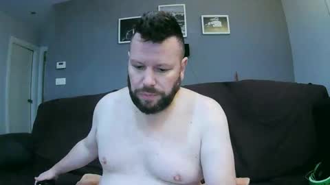 Txan  Chan online show from February 15, 2:25 pm