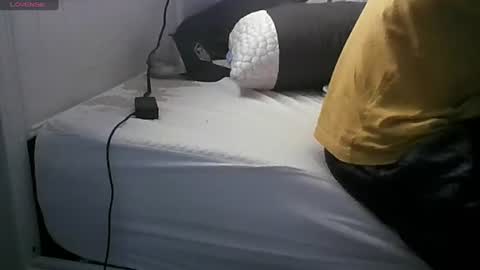 txfuncouple35 online show from June 26, 8:57 pm