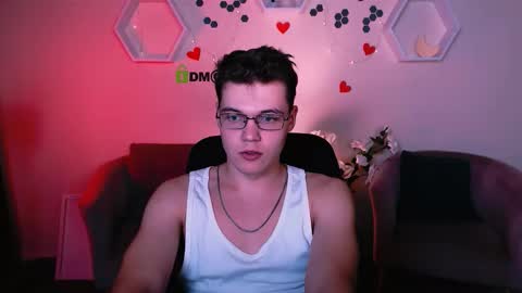tyler_sparks_ online show from October 7, 7:33 pm