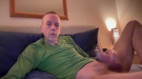 Snapshot of tyronev70 chatting on January 17, 12:21 pm Ty online show from January 17, 12:21 pm