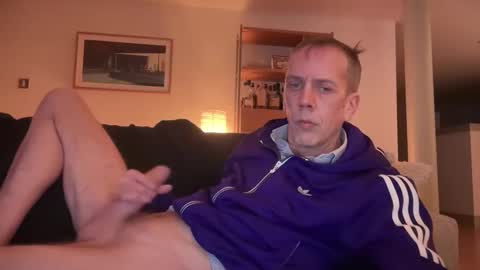 Snapshot of tyronev70 chatting on February 19, 6:04 pm Ty online show from February 19, 6:04 pm