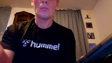 u2232739082 online show from May 22, 4:52 am
