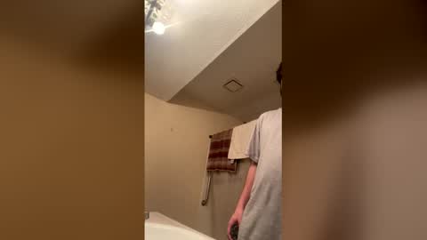 uglyyboyy999 online show from March 2, 6:14 am