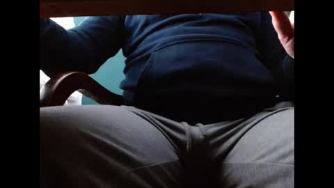 Snapshot of ukclive chatting on March 20, 4:12 pm ukclive online show from March 20, 4:12 pm