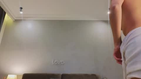 Naomi online show from October 11, 2:04 pm