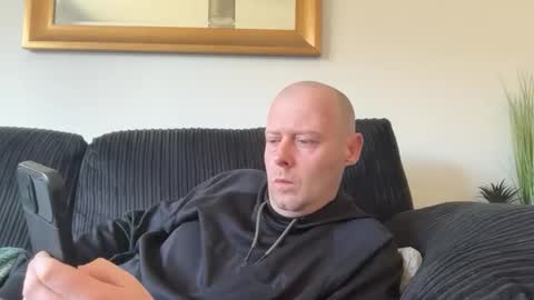 ukmatty3 online show from April 18, 3:16 pm