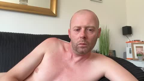 ukmatty3 online show from June 25, 4:11 pm