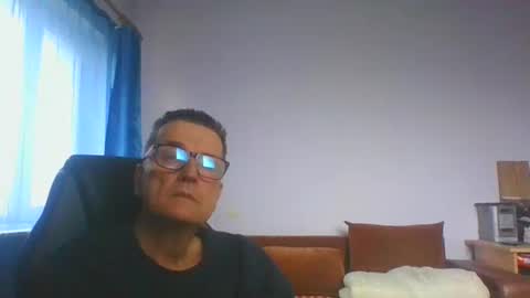 ulmeni7 online show from February 11, 7:24 am