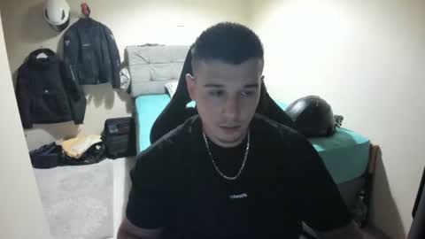 Snapshot of ulxer chatting on July 18, 7:28 pm hi im mike tyson - online show from July 18, 7:28 pm