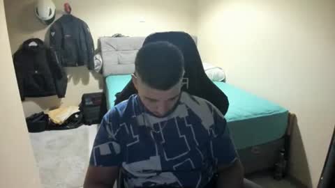 Snapshot of ulxer chatting on July 23, 7:34 pm hi im mike tyson - online show from July 23, 7:34 pm