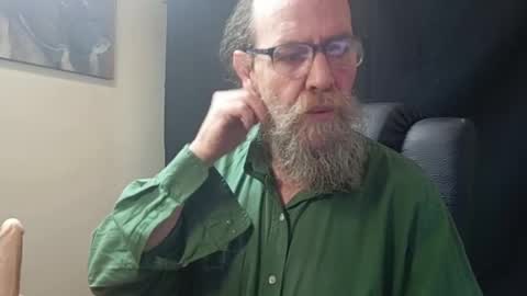 Uncle Hottie online show from April 4, 4:48 pm