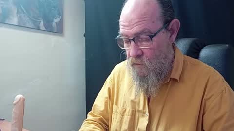 Uncle Hottie online show from April 9, 5:07 pm
