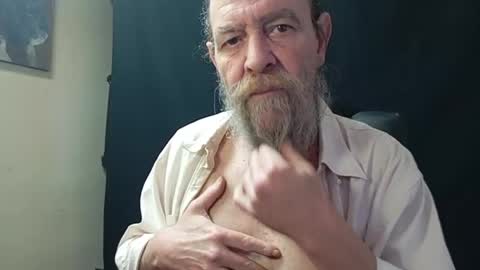 Uncle Hottie online show from April 10, 4:55 pm