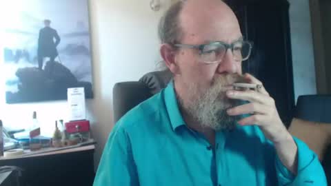 Uncle Hottie online show from July 8, 3:49 pm