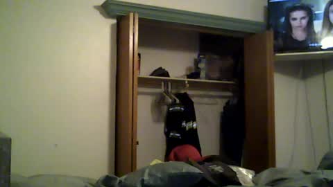 Snapshot of unclemuff chatting on June 28, 10:05 pm unclemuff online show from June 28, 10:05 pm