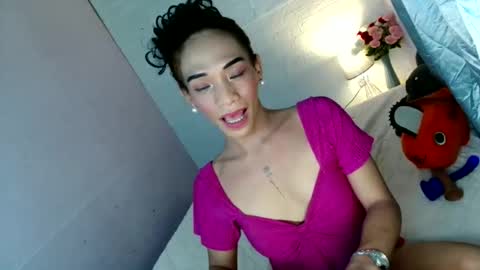 LOVELY JANE online show from April 8, 3:45 pm