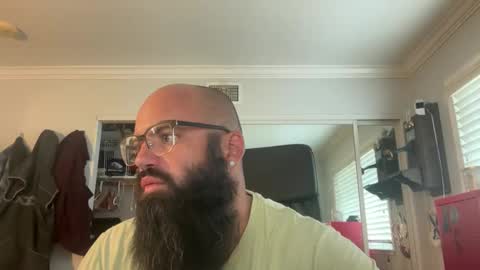 uncutbeard129840 online show from June 8, 1:55 pm