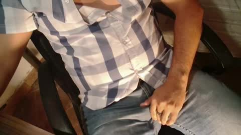 Giov online show from October 5, 6:39 pm