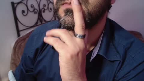 Giov online show from November 14, 4:17 pm