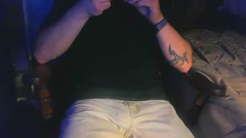 untouchableace84 online show from June 25, 9:52 pm