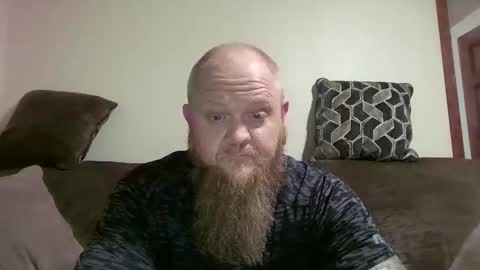 up_bear10 online show from April 8, 8:47 am