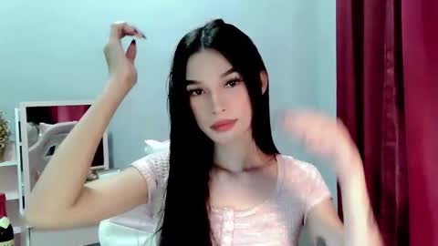 ur_asianbabexxx online show from February 13, 11:39 am