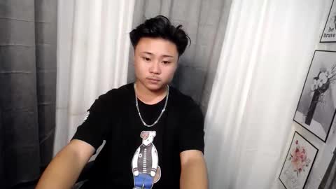 ur_hotguy online show from October 1, 1:28 pm