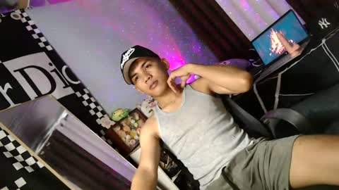 ur_shan21 online show from July 4, 7:20 pm