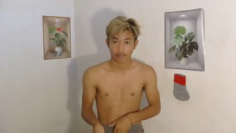 urasian_jomarie online show from March 7, 10:18 pm