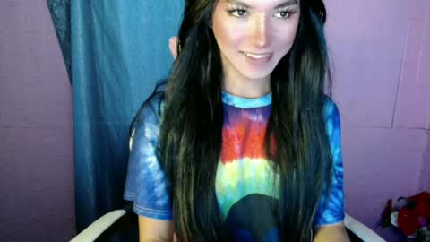 Elizabeth online show from August 2, 11:58 pm