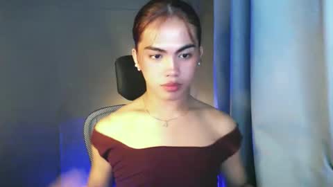 Snapshot of urbaby_anthony chatting on May 25, 9:32 pm urbaby_anthony online show from May 25, 9:32 pm
