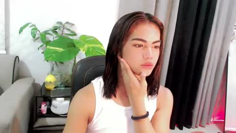 Snapshot of urbaby_anthony chatting on June 14, 1:02 pm urbaby_anthony online show from June 14, 1:02 pm