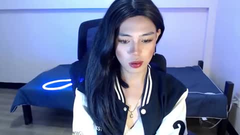 Snapshot of urbeautifulalexa chatting on April 29, 7:12 am Miss alexa online show from April 29, 7:12 am