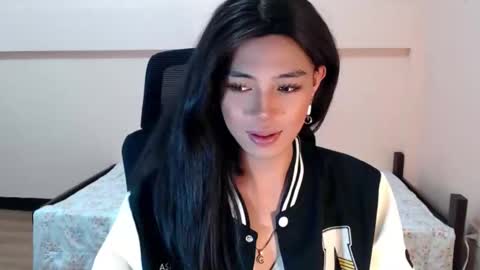 Snapshot of urbeautifulalexa chatting on April 30, 6:31 am Miss alexa online show from April 30, 6:31 am