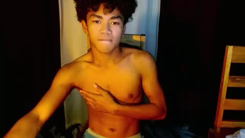 Snapshot of urboyvenz chatting on February 26, 3:55 pm urboyvenz online show from February 26, 3:55 pm