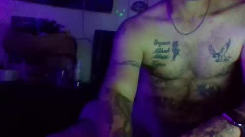 urdaddy875867 online show from April 27, 1:36 am