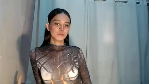stephanie online show from April 18, 7:12 am