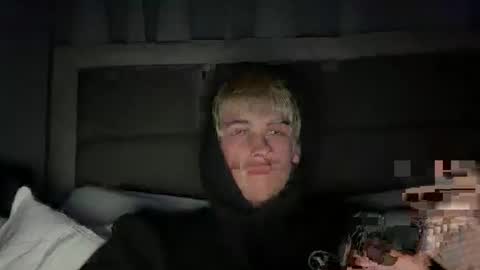 Snapshot of urfavcock6918 chatting on March 23, 4:27 am urfavcock6918 online show from March 23, 4:27 am