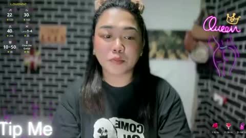 Dimple online show from June 15, 9:22 am