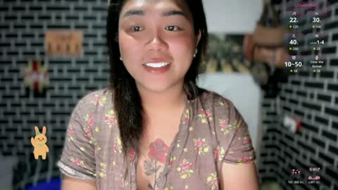 Dimple online show from June 21, 4:42 pm