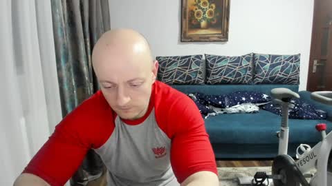 Snapshot of urgymcrush chatting on January 25, 2:15 am UrGymCrush online show from January 25, 2:15 am