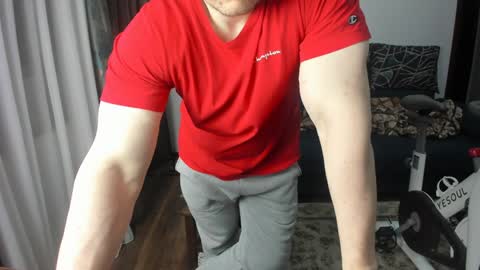 Snapshot of urgymcrush chatting on January 29, 10:32 pm UrGymCrush online show from January 29, 10:32 pm