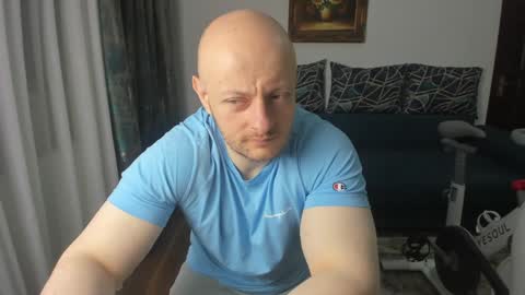 Snapshot of urgymcrush chatting on February 7, 11:03 pm UrGymCrush online show from February 7, 11:03 pm