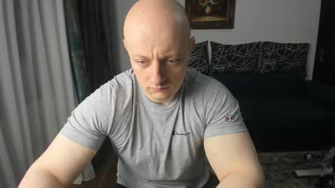 Snapshot of urgymcrush chatting on February 16, 10:54 pm UrGymCrush online show from February 16, 10:54 pm