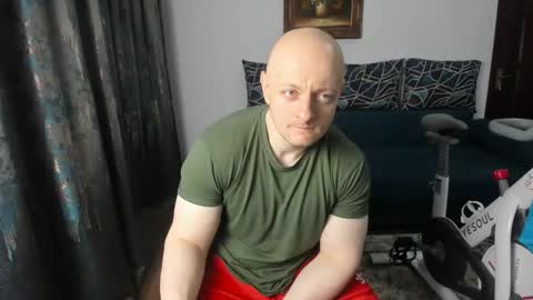 Snapshot of urgymcrush chatting on February 20, 11:10 pm UrGymCrush online show from February 20, 11:10 pm