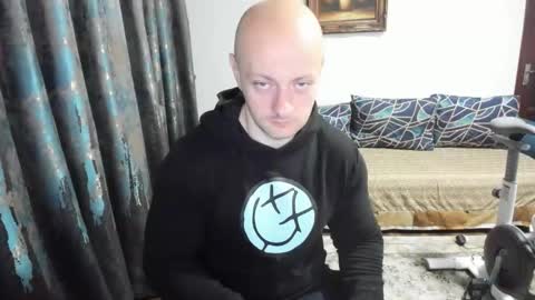 Snapshot of urgymcrush chatting on October 12, 9:36 pm UrGymCrush online show from October 12, 9:36 pm