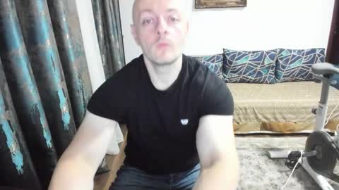 Snapshot of urgymcrush chatting on October 13, 8:53 pm UrGymCrush online show from October 13, 8:53 pm