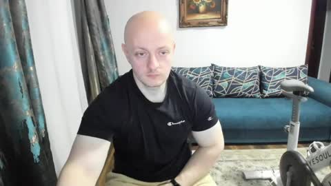 Snapshot of urgymcrush chatting on March 20, 11:09 pm UrGymCrush online show from March 20, 11:09 pm