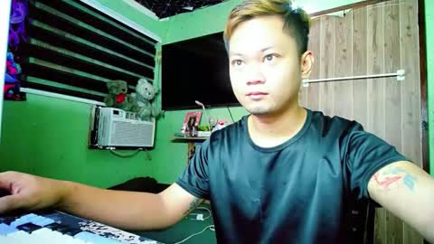 Krisstoff online show from March 24, 12:15 am