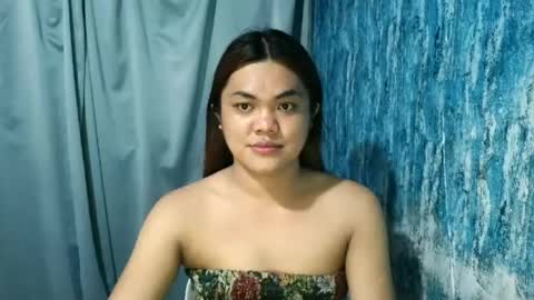 urhottie_bella online show from June 20, 2:58 am